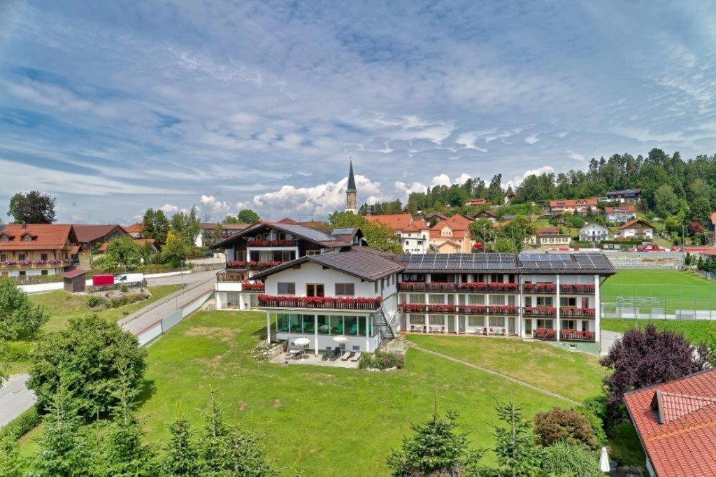 Hotel Beinbauer Büchlberg Buitenkant foto