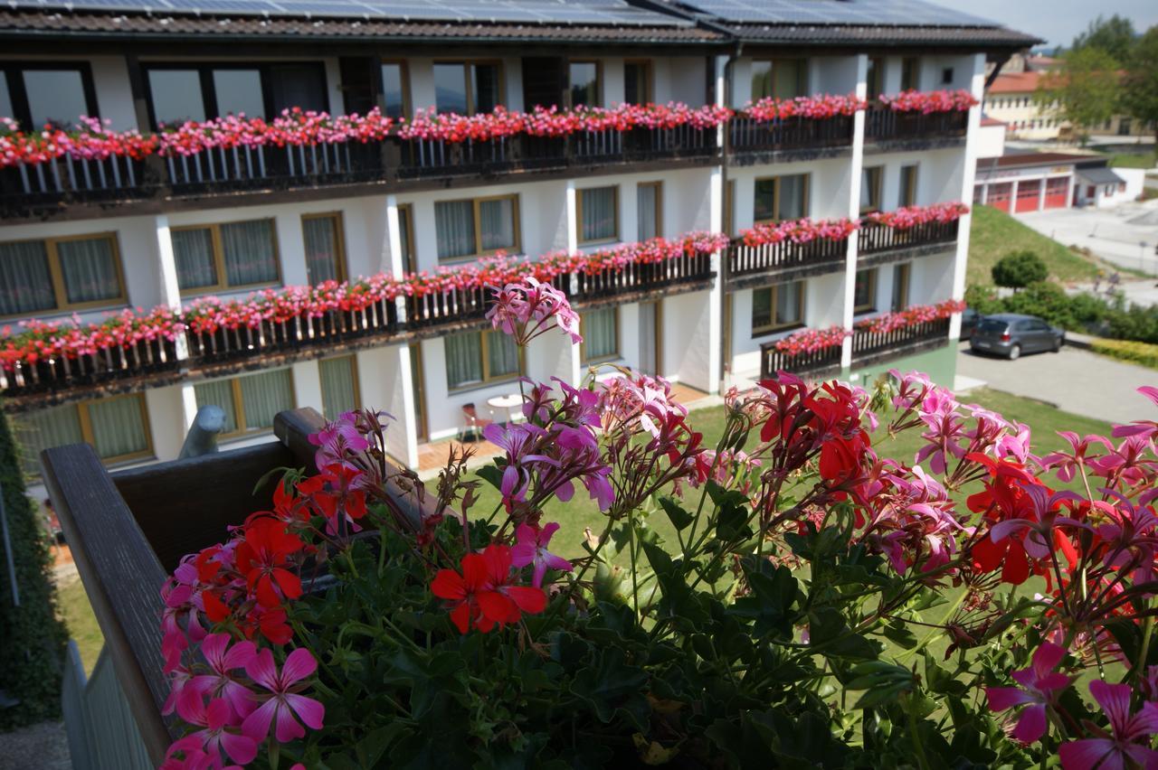 Hotel Beinbauer Büchlberg Buitenkant foto